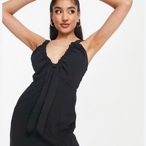 Abercrombie Black Clinched Neck MIDI Sleeveless Dress with Slit